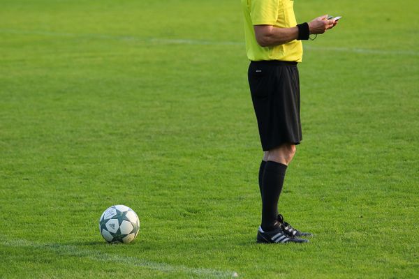 Photo d’illustration : arbitre de football.