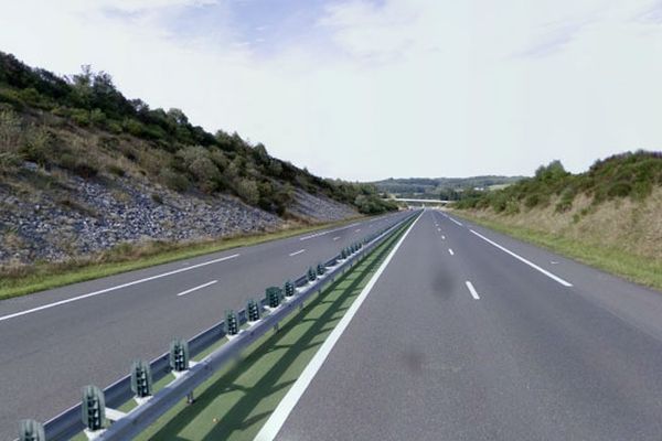 L'autoroute A 89 à hauteur de Saint-Fréjoux: un automobiliste contrôlé à 230 km/h- mardi 2 octobre 2012