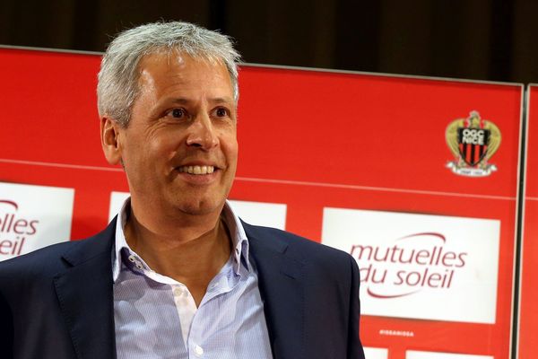 Lucien Favre, entraîneur de l'OGC Nice