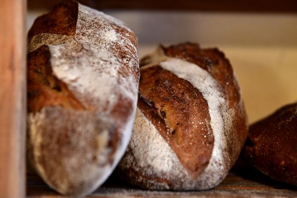 En France, de nombreuses boulangeries sont fragilisées par la flambée de l'énergie.