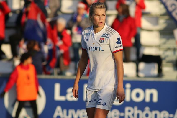 Ada Hegerberg de l'Olympique Lyonnais lors d'un match du championnat de France de football féminin