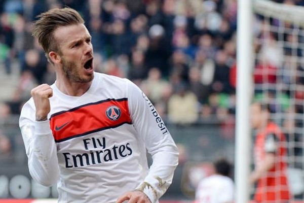 David Beckham sur la pelouse du Stade de la route de Lorient 