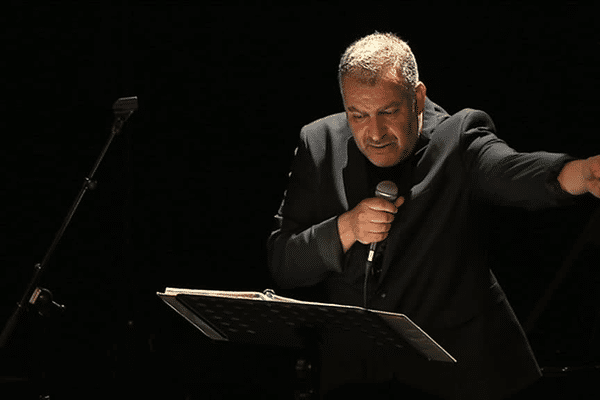 Magyd Cherfi sur scène, en lectures et en chansons