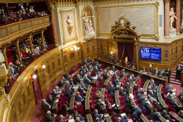 Le sénat le 05 avril 2018.