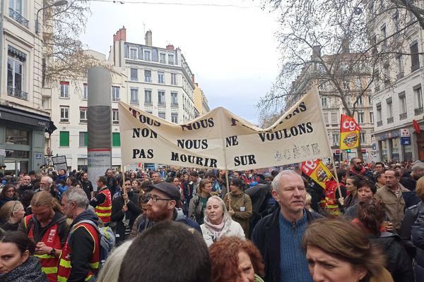 9e journée de mobilisation contre la réforme des retraites le 23 mars 2023 à Lyon