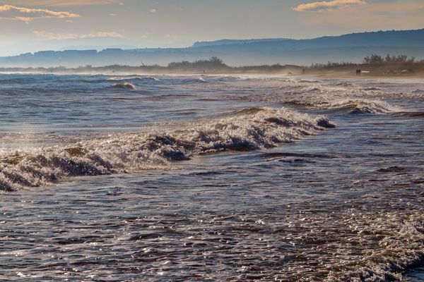 Des vagues pouvant dépasser les deux mètres de hauteur ont été aperçues sur le littoral méditerranéen.