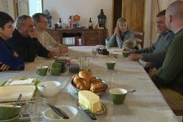 A Audouville-la-Hubert, la famille Guillon accueille Jake, accompagnateur de vétéran américain