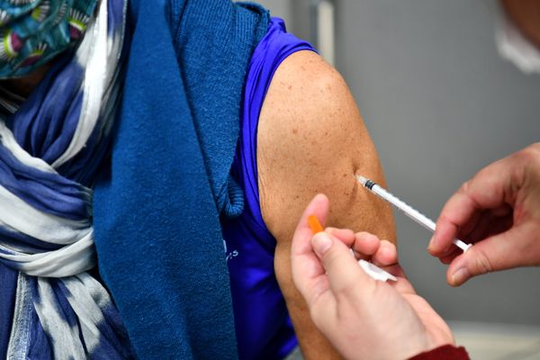 La 4e dose de vaccin est accessible pour les personnes de plus de 60 ans depuis le 7 avril.