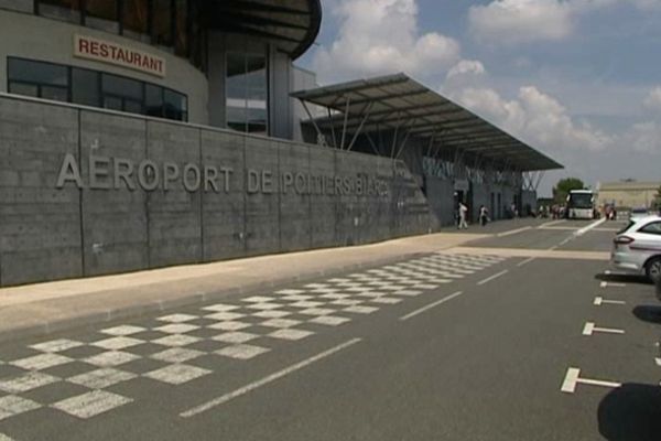 L'aéroport de Poitiers-Biard 