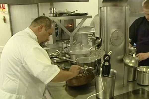 Gilles Goujon en cuisine en 2010