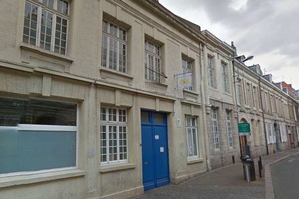 Les actes d'humiliation ont eu lieu au lycée Deforest-de-Lewarde de Douai.