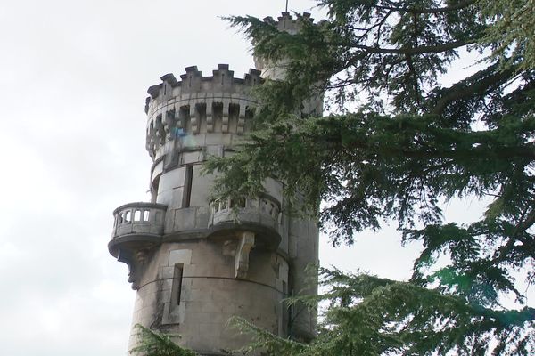 Dans la Loire, la tour de la Jalousie à Saint-Martin-la-Plaine sera également rénovée grâce au loto du patrimoine