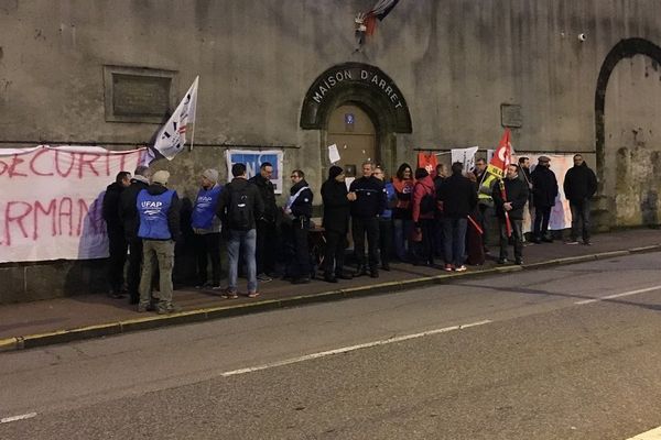 Lundi 15 janvier 2018. 8 heures. Maison d'arrêt de Limoges.