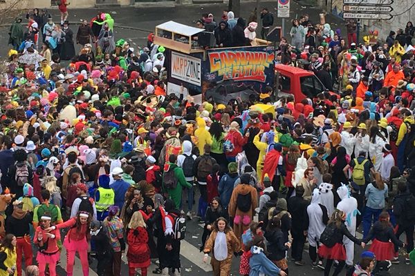 Le 4 avril 2019, 24 000 étudiants sont venus profiter du Carnaval étudiant de Caen.