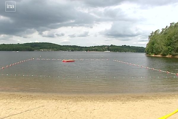 Le 21 juillet 2015, une jeune Britannique de douze ans perdait la vie sur le plan d’eau de Liginiac, en Corrèze. Ces quatre et cinq octobre 2022, le Tribunal de Tulle va devoir déterminer les responsabilités de cette noyade.