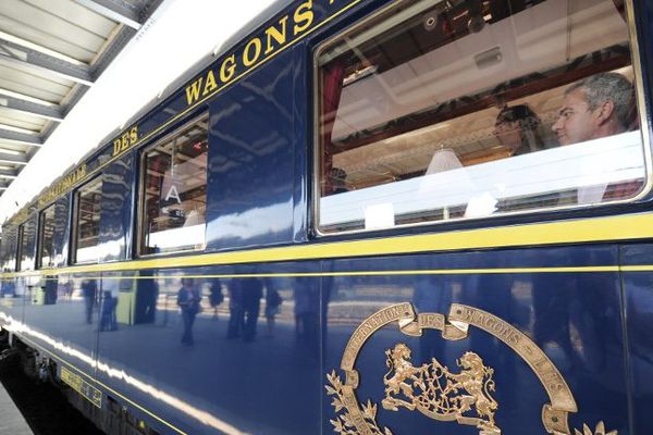 Yannick Alléno et Yann Couvreur investiront deux wagon de l'Orient Expresse en gare de Cannes. 