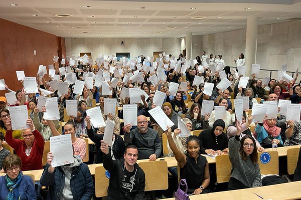 Le 27 janvier, plus de 300 personnes ont participé à la dictée du sport à Marseille.