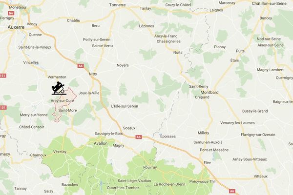 L'accident mortel s'est produit sur la D606 dans l'Yonne, mercredi 23 novembre 2016.