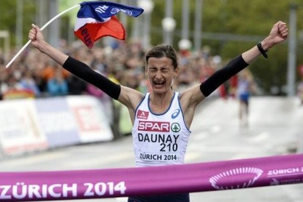 Christelle Daunay franchit la ligne d'arrivée