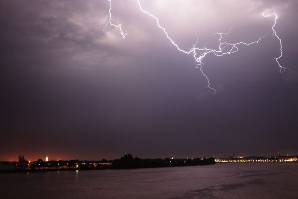 Aquitaine Orages En Fin De Journee Et Vigilance Orange