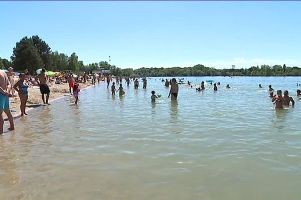 Baignade au lac Achard