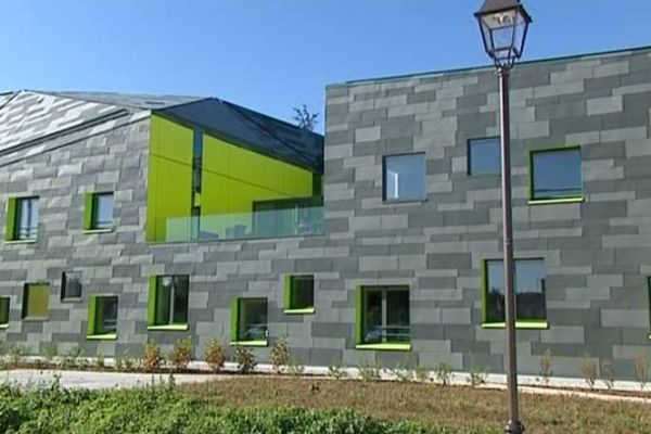 Le bâtiment du nouvel hôpital La Rochefoucauld en Charente.