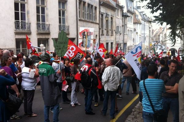 Manifestation contre le Plan Lycées du conseil régional de Franche-Comté