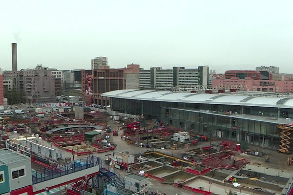 La gare Part-Dieu, actuellement en travaux, pourrait-elle se voir accoler le nom de l'ancien maire ?