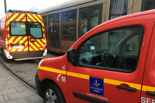 L'intervention des pompiers ce matin à proximité de la station Saint-Marceau. 