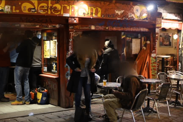 Le bar l'Aeternam, rue Saint-Michel à Rennes, devant lequel s'est produit le drame.