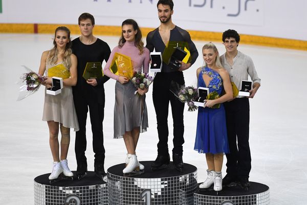 Gabriella Papadakis et Guillaume Cizeron remportent, samedi 24 novembre 2018,  les Internationaux de France de Patinage.