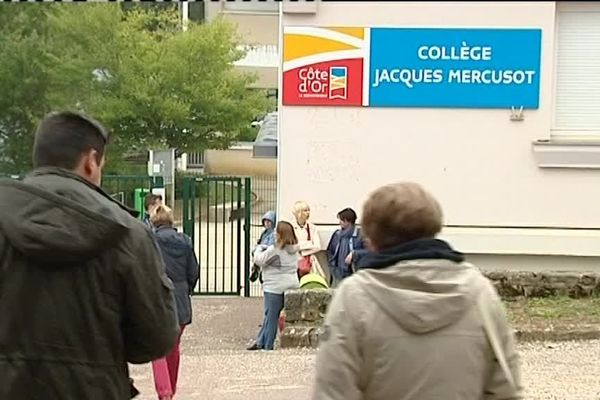 Le collège de Sombernon en Côte-d'Or