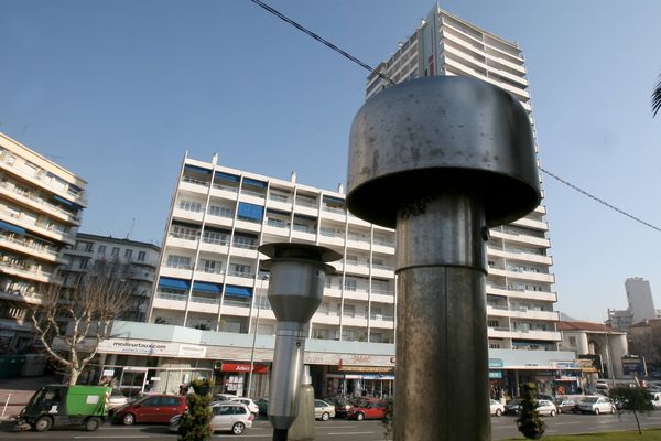 Ce lundi 26 juin, évitez si possible les activités physiques et les travaux d'entretien qui nécessitent l'emploi de produits irritants (ici des capteurs de qualité d'air à Toulon, photo d'illustration).