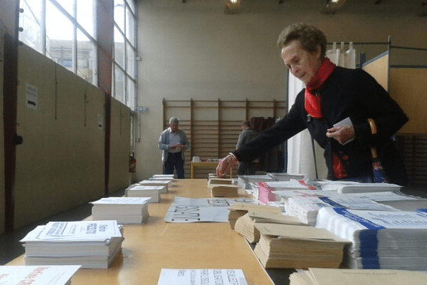 En Haute-Garonne, le taux de participation à 12h est de 14,33 %.