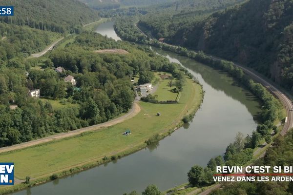 Pour leur version revisitée du reportage, les Revinois à l'origine de cette vidéo se sont même inspirés de la charte graphique de la chaîne