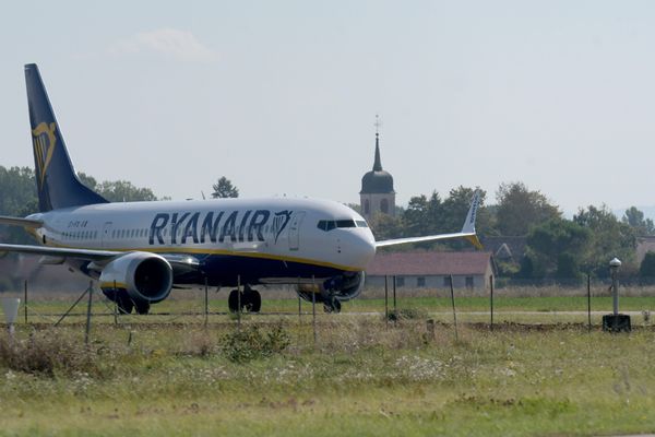 L'aéroport de Dole Tavaux dans le Jura est le seul aéroport commercial de Bourgogne-Franche-Comté.