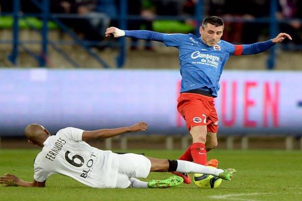 L'AS Monaco estime que la pelouse du Stade d’Ornano est déjà apparue en mauvais état lors du dernier match contre Rennes.