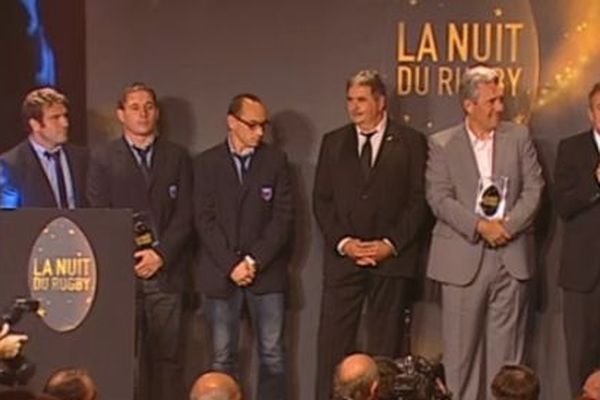 Le staff du FCG sur scène lors de la Nuit du rugby