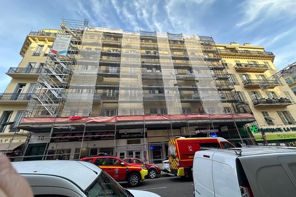 Un homme est mort sur chantier de ravalement d'une façade dans cette rue du centre-ville de Nice.