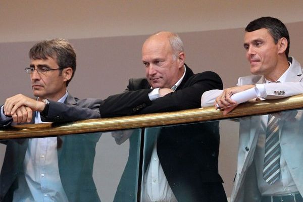  Pierre Mattei (Corsica Ferries France), Victor Castelani (La Méridionale) et Pierre-André Giovannini (SNCM) à l'assemblée de Corse le 7 juin 2013 