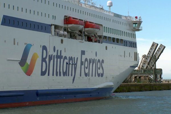 Le Galicia est le dernier né des Ferries de la compagnie française. Il était en escale à Cherbourg le 28 juin. Ce navire effectue les rotation entre Portsmouth et Santander.