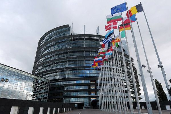 Le Parlement européen, à Strasbourg, emploie 85 chauffeurs via un société externe. 