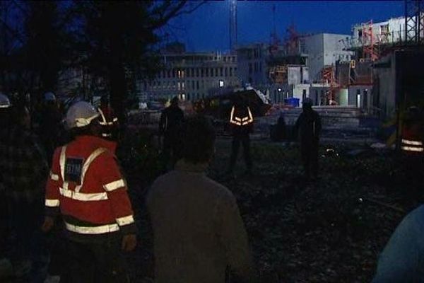 De l'échauffement avant de commencer à travailler sur le chantier du palais de Justice (Bourg-en-Bresse) - fev.2015