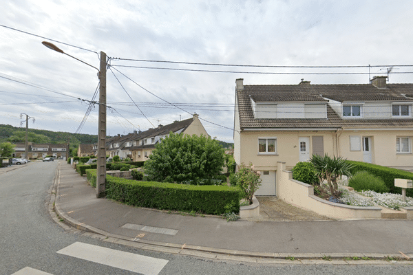 L'une des entrées du lotissement de la Rue du 11-Novembre, à Wizernes.