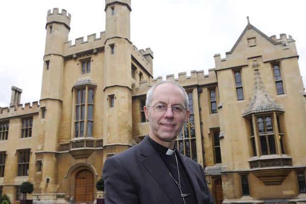 L'archevêque de Canterbury se dit prêt à accueillir "une à deux" familles dans sa résidence londonienne de Lambeth Palace.