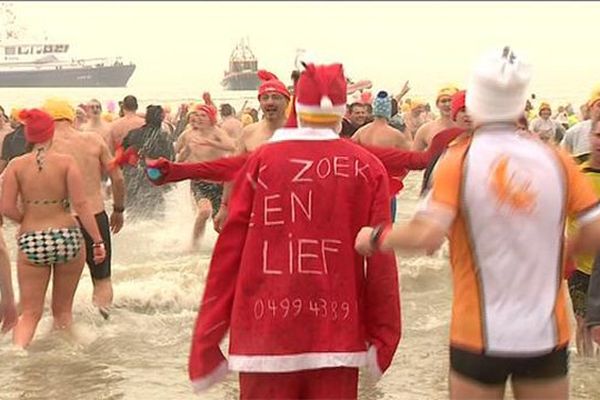 5000 personnes dans la mer du Nord à Ostende.