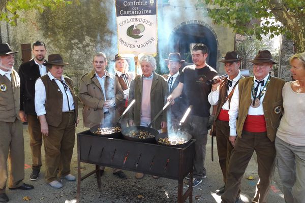 Frédéric Soulié en compagnie de la confrérie des castanaires des Maures à Collobrières