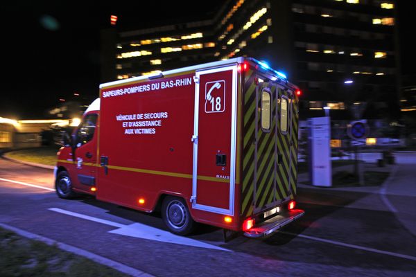 Dans la nuit du samedi 29 avril au dimanche 30 avril, un appartement a explosé au 3 place Albert Ier, dans le quartier des XV, à Strasbourg. Le locataire, âgé de 30 ans, a été transporté à l'hôpital en urgence relative. L'immeuble n'a pas eu besoin d'être évacué.