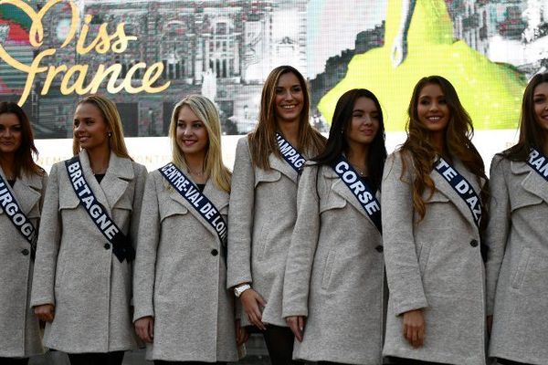 Les Miss ont défilé place de la Comédie à Montpellier le 3 décembre 2016