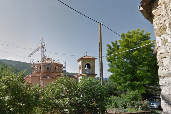 Les faits se sont déroulés en 1970 au sein de ce monastère orthodoxe Saint-Nicolas La Dalmerie.